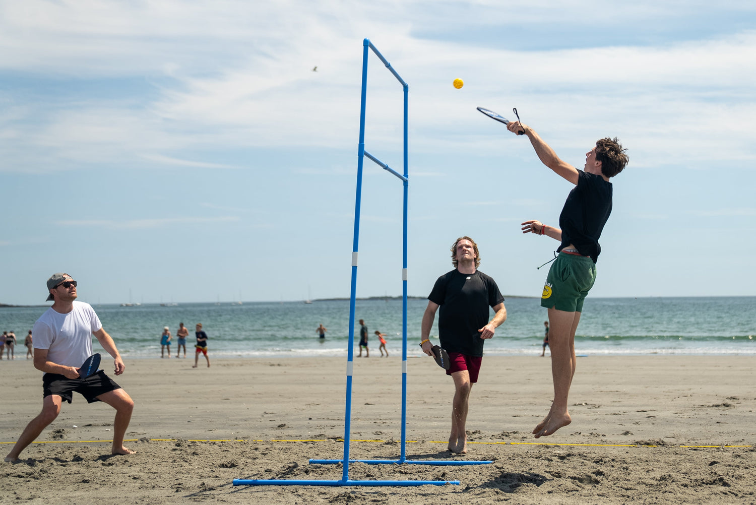 Top Games for Your Beach Outing in 2025 — Fun, Active, and Perfect for Sun and Sand